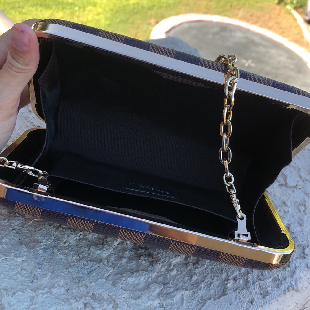 Purse - Picture 3 of 3